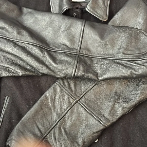 Spurs jacket w leather sleeves